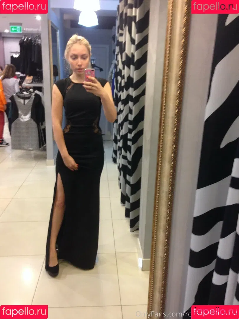 rosy_blondbabe Onlyfans Photo Gallery 