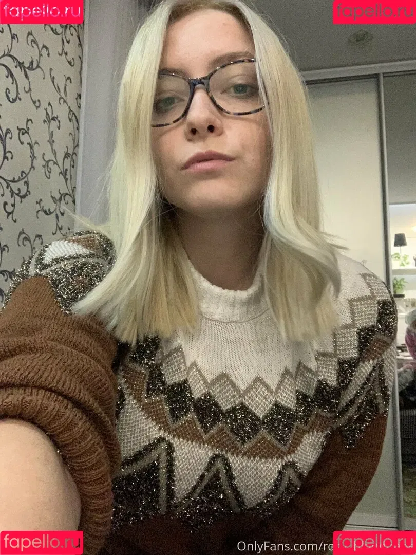 rosy_blondbabe Onlyfans Photo Gallery 