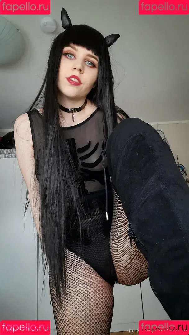 vampiie Onlyfans Photo Gallery 