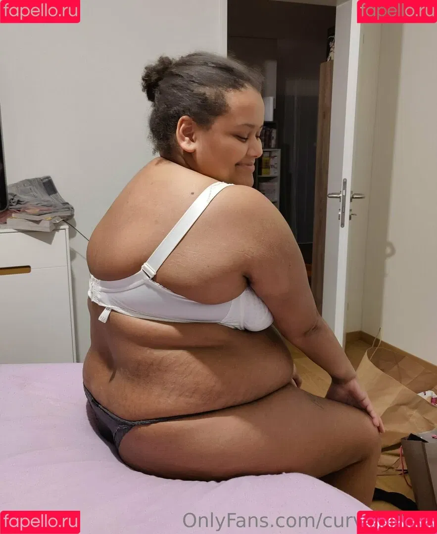 curvypotchi Onlyfans Photo Gallery 