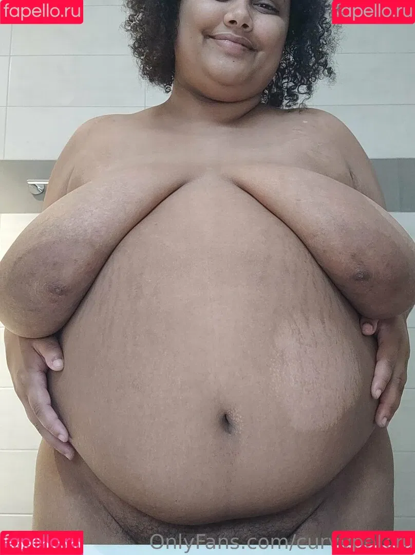 curvypotchi Onlyfans Photo Gallery 