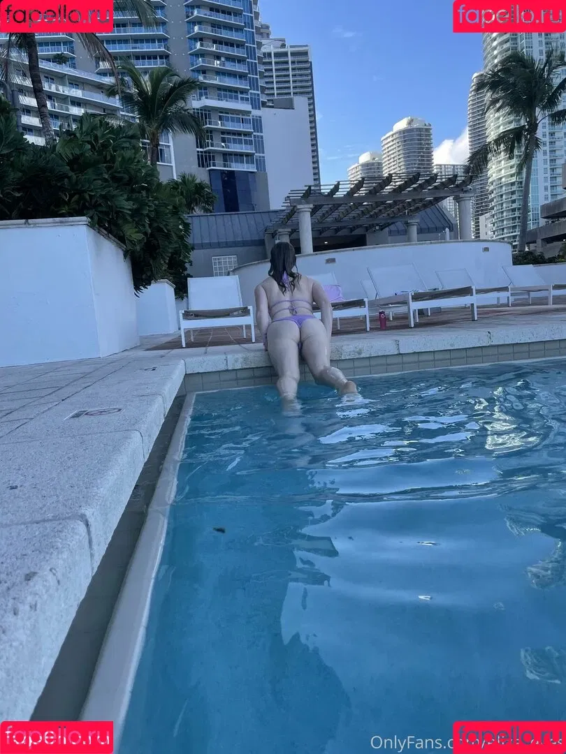 Eliza Eves Onlyfans Photo Gallery 