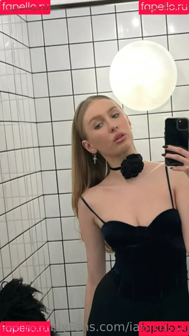 iamkrissx Onlyfans Photo Gallery 