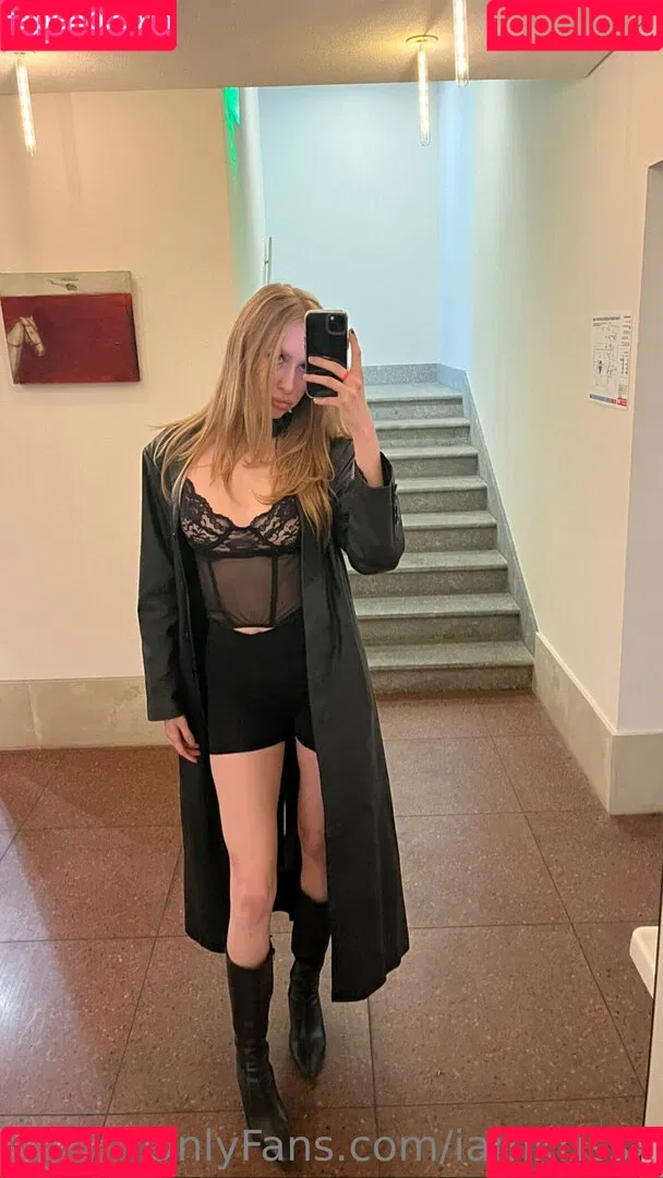 iamkrissx Onlyfans Photo Gallery 