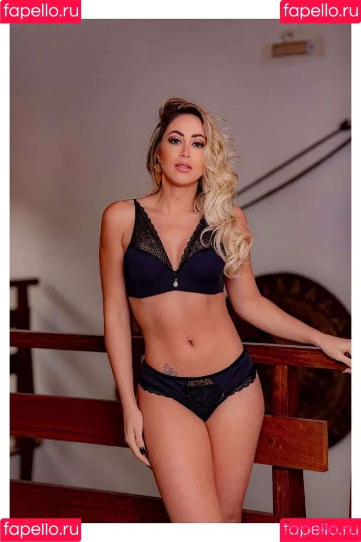 Carol Narizinho Onlyfans Photo Gallery 