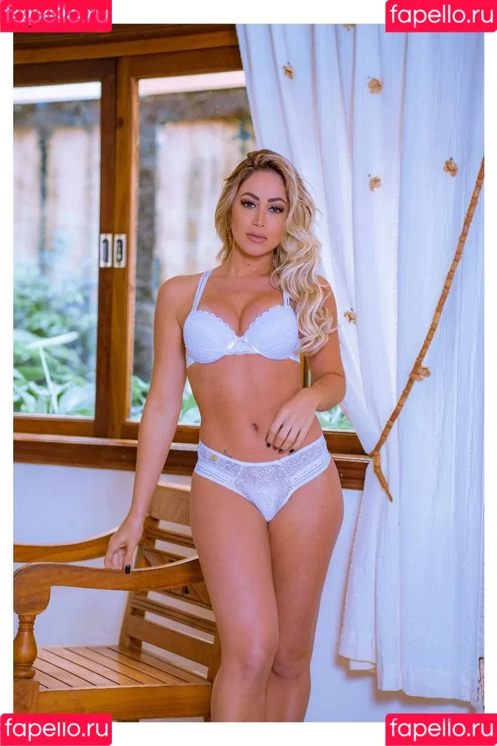 Carol Narizinho Onlyfans Photo Gallery 