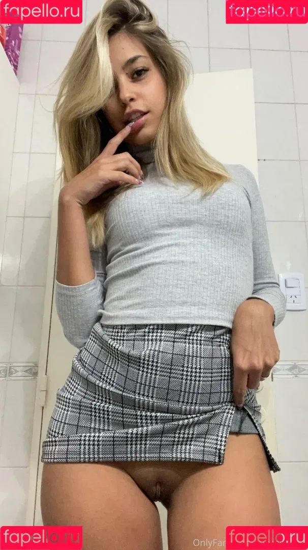 Inocente Fox Onlyfans Photo Gallery 