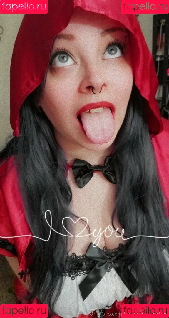 bustycosplayerfree Onlyfans Photo Gallery 