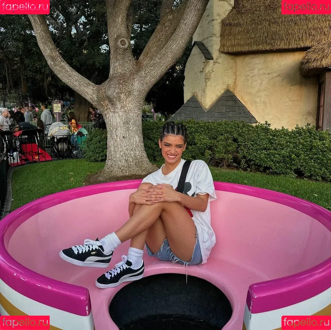 Dixie D'Amelio Onlyfans Photo Gallery 