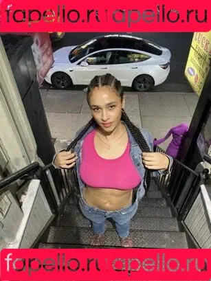 Sarina Onlyfans Photo Gallery 