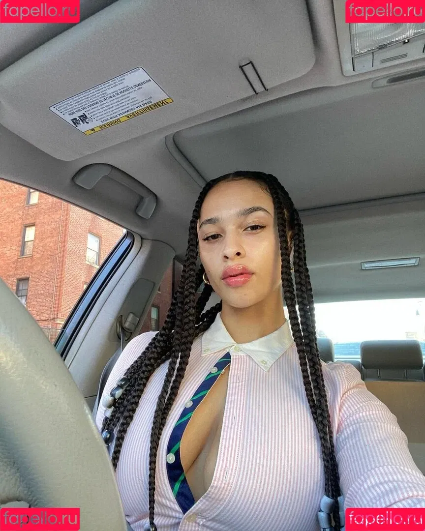 Sarina Onlyfans Photo Gallery 