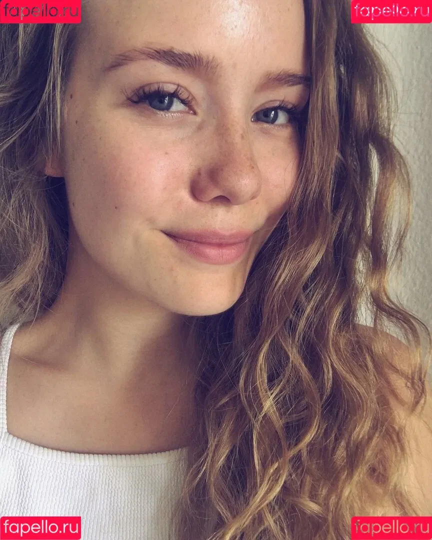 Berta Andrea Snædal Onlyfans Photo Gallery 