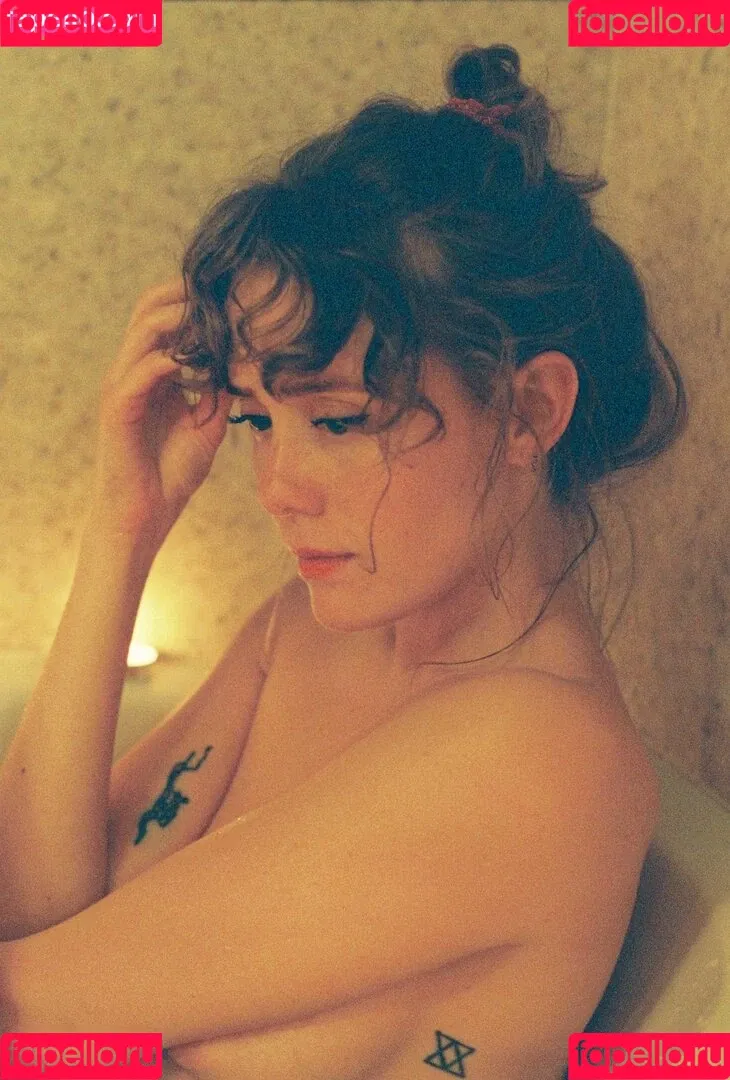 Berta Andrea Snædal Onlyfans Photo Gallery 