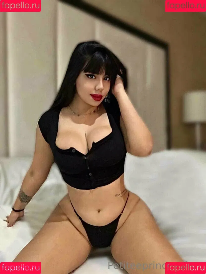 petiteeprincessfree Onlyfans Photo Gallery 