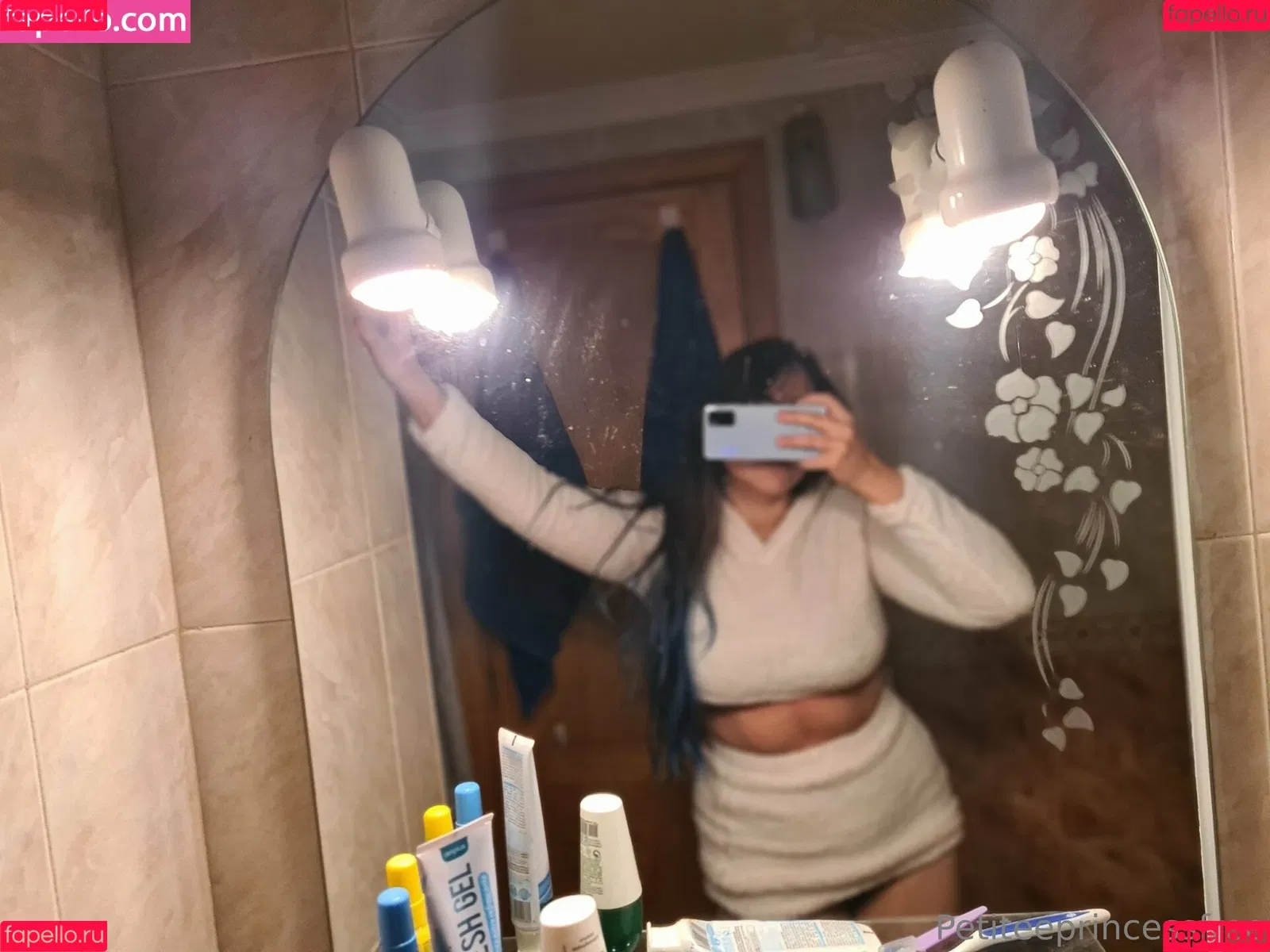 petiteeprincessfree Onlyfans Photo Gallery 