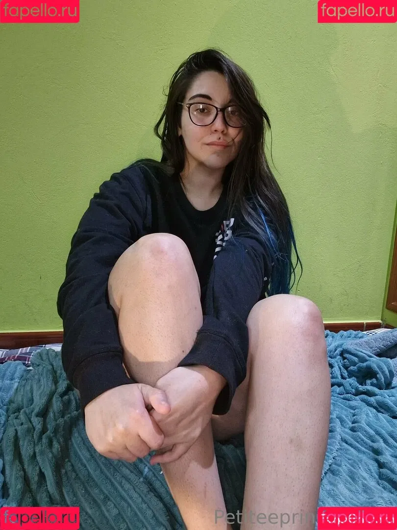 petiteeprincessfree Onlyfans Photo Gallery 