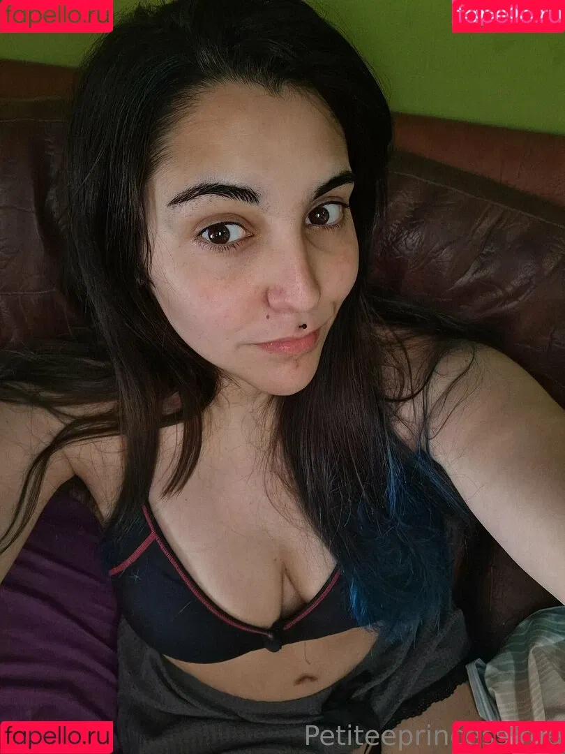 petiteeprincessfree Onlyfans Photo Gallery 