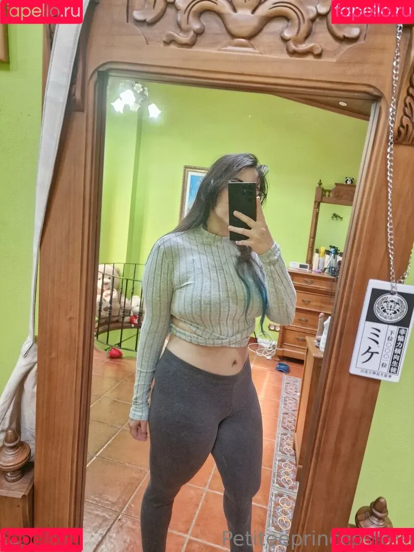 petiteeprincessfree Onlyfans Photo Gallery 
