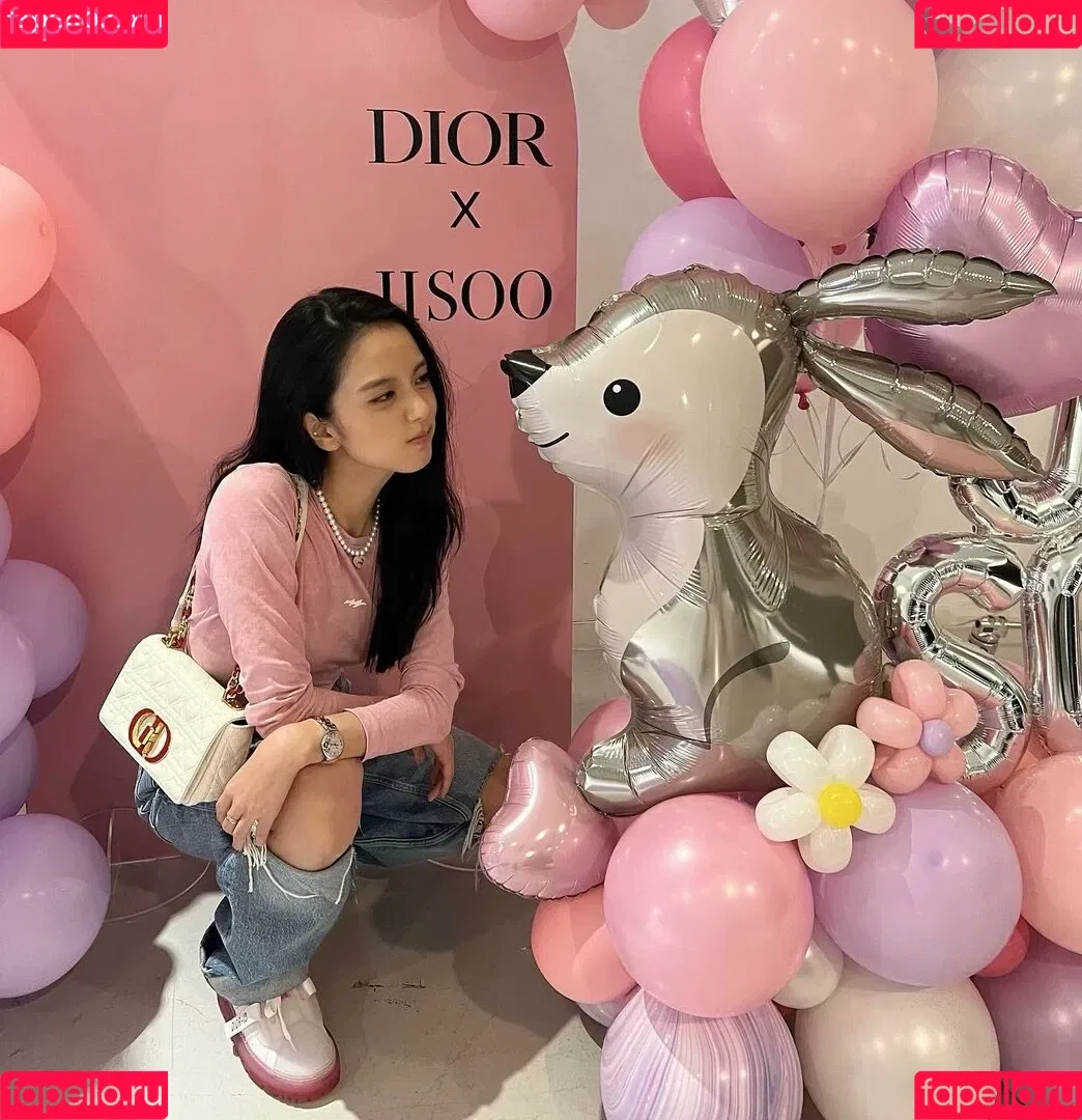 Jisoo Onlyfans Photo Gallery 