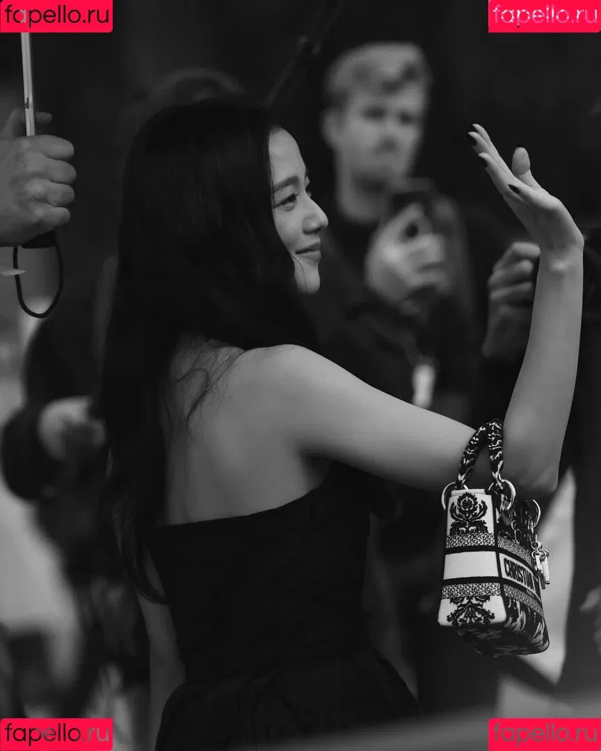 Jisoo Onlyfans Photo Gallery 