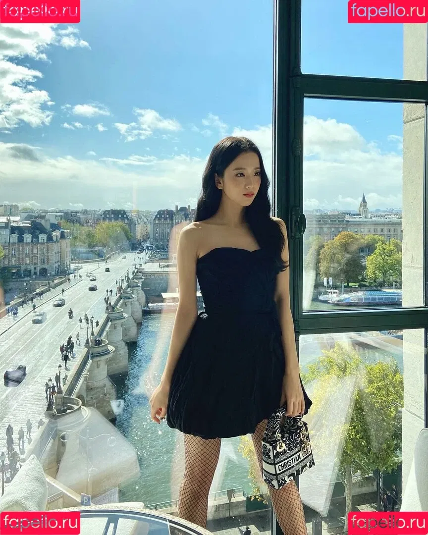 Jisoo Onlyfans Photo Gallery 