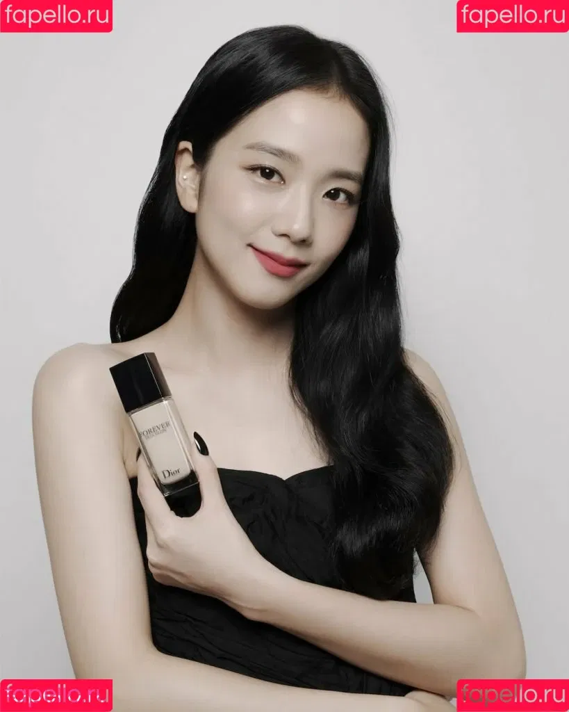 Jisoo Onlyfans Photo Gallery 