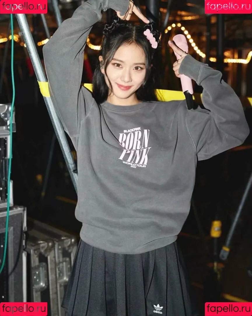 Jisoo Onlyfans Photo Gallery 