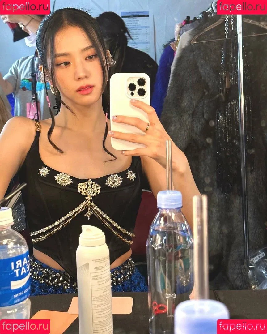 Jisoo Onlyfans Photo Gallery 