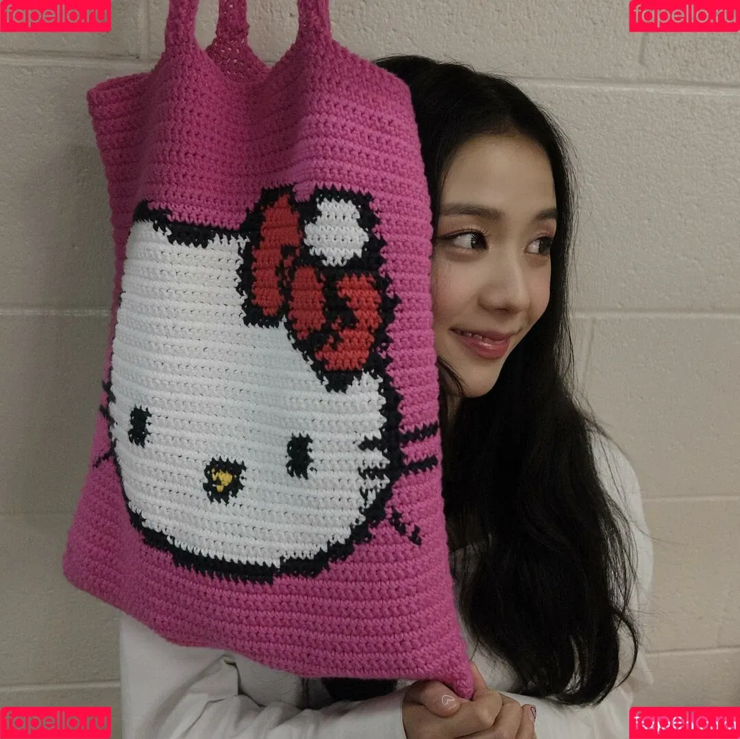 Jisoo Onlyfans Photo Gallery 