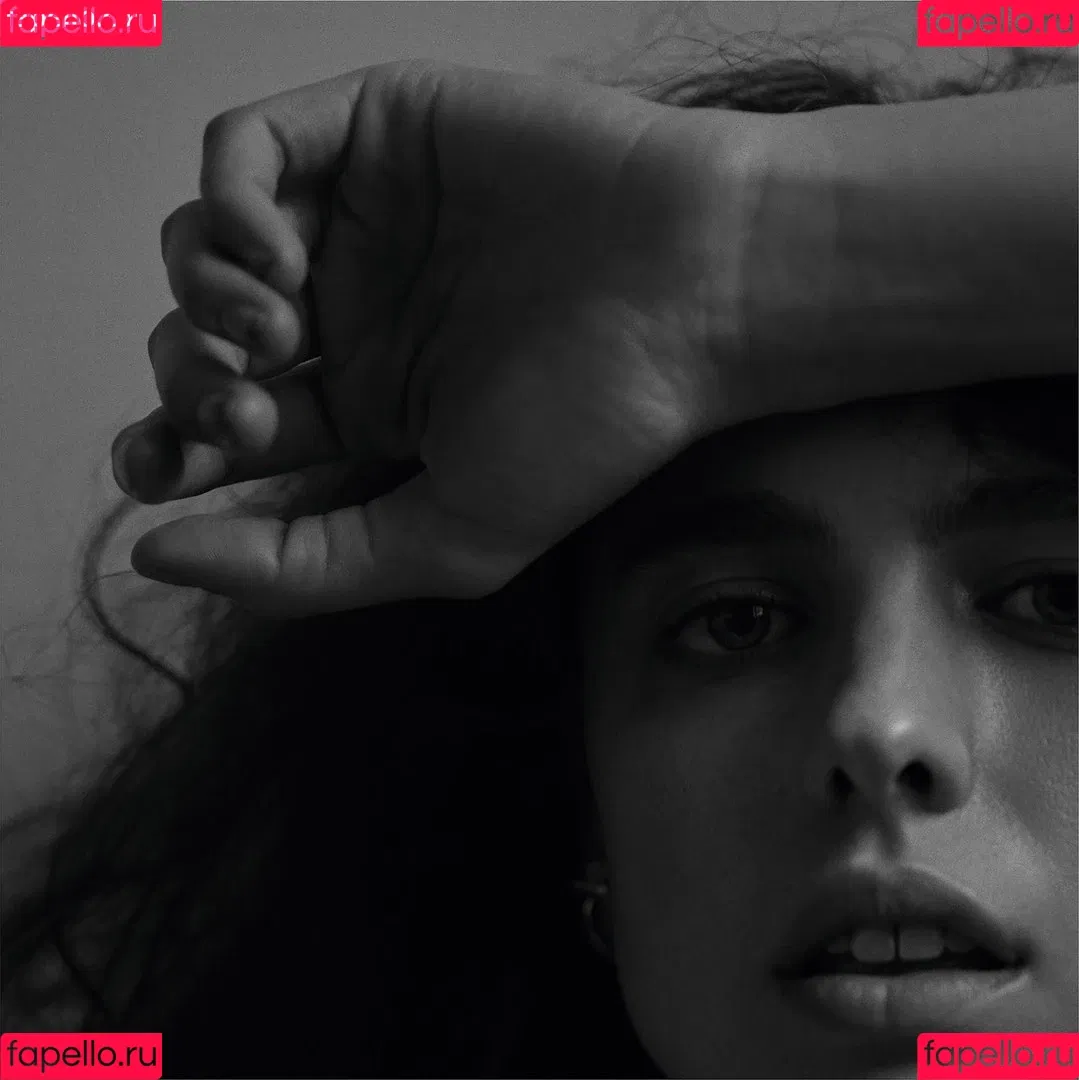 Margaret Qualley Onlyfans Photo Gallery 