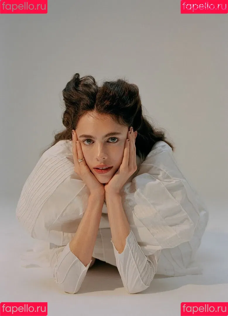 Margaret Qualley Onlyfans Photo Gallery 
