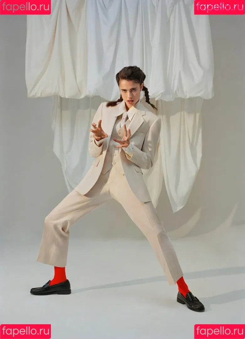 Margaret Qualley Onlyfans Photo Gallery 