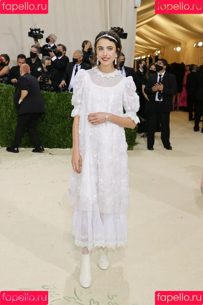 Margaret Qualley Onlyfans Photo Gallery 