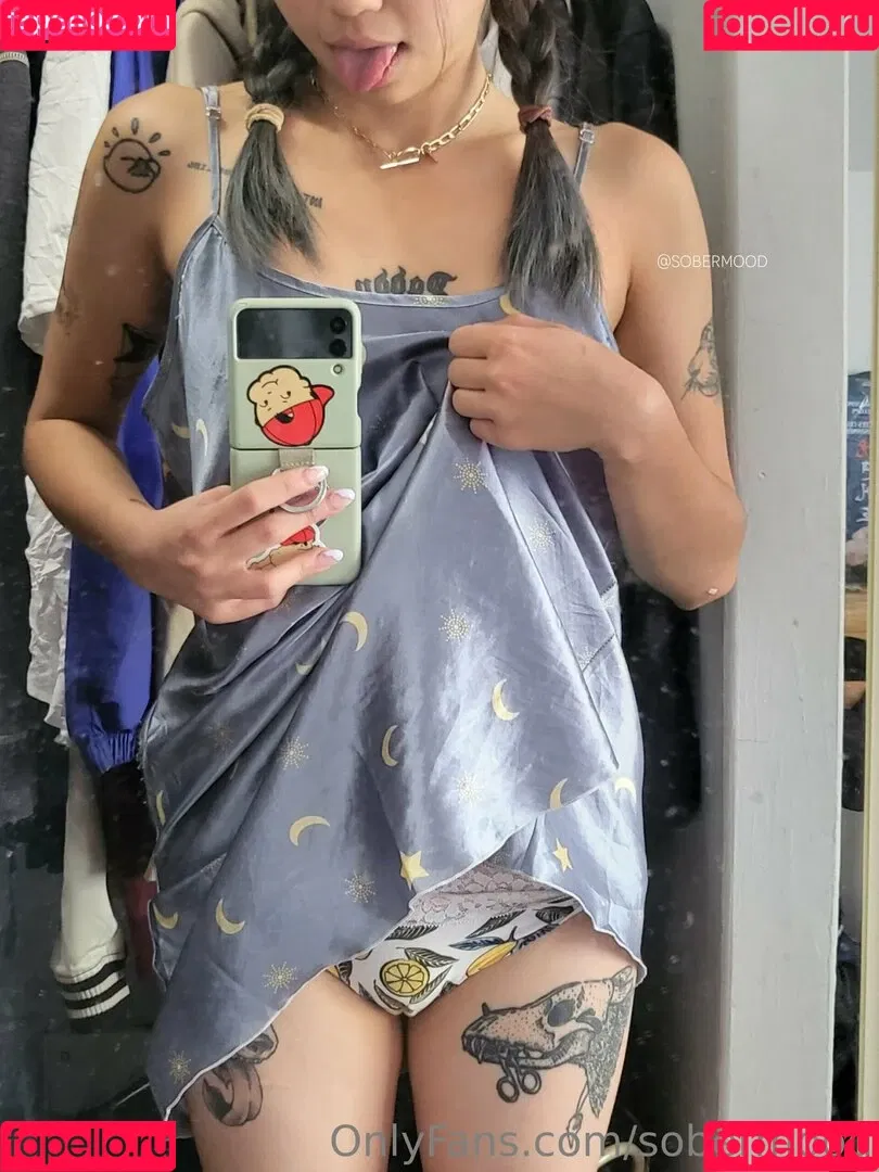 sobermood Onlyfans Photo Gallery 