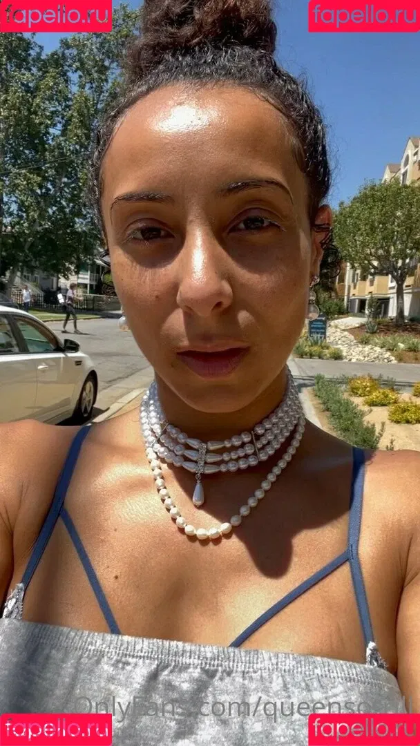 QueenSoTrill Onlyfans Photo Gallery 