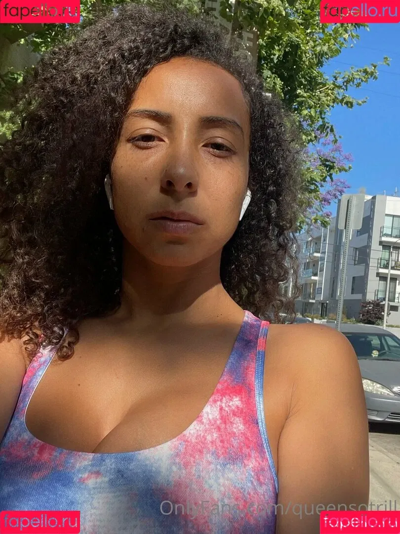 QueenSoTrill Onlyfans Photo Gallery 