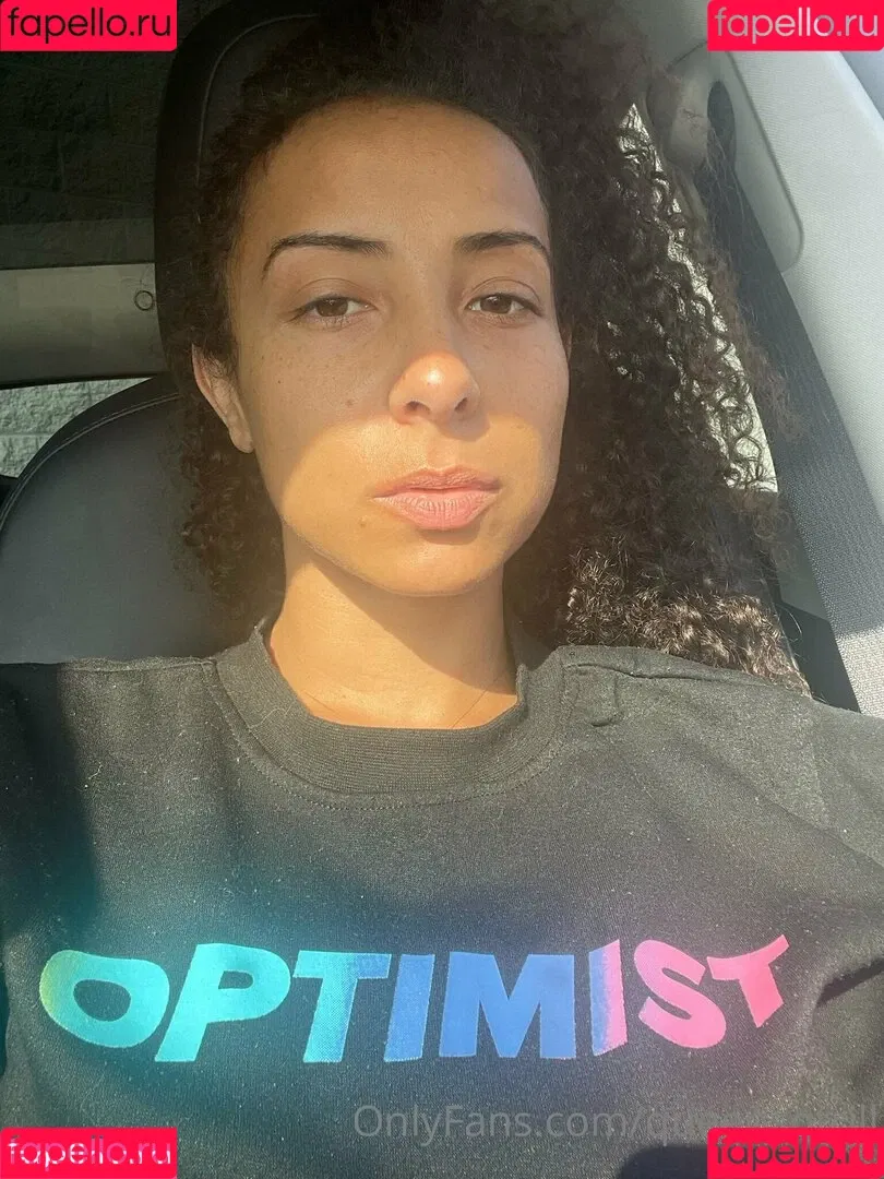 QueenSoTrill Onlyfans Photo Gallery 