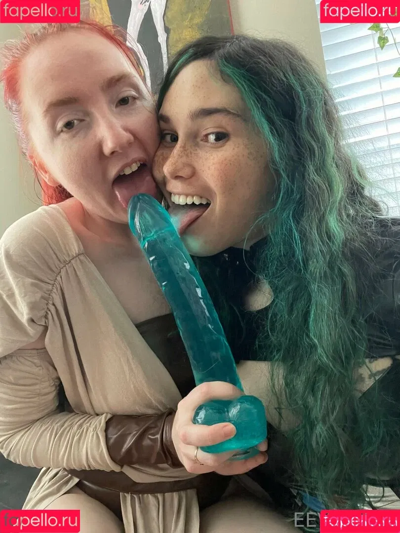 Eevee Bee Onlyfans Photo Gallery 
