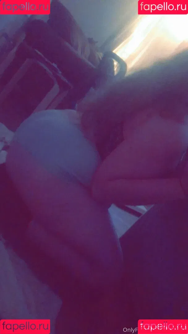 kkb00182 Onlyfans Photo Gallery 