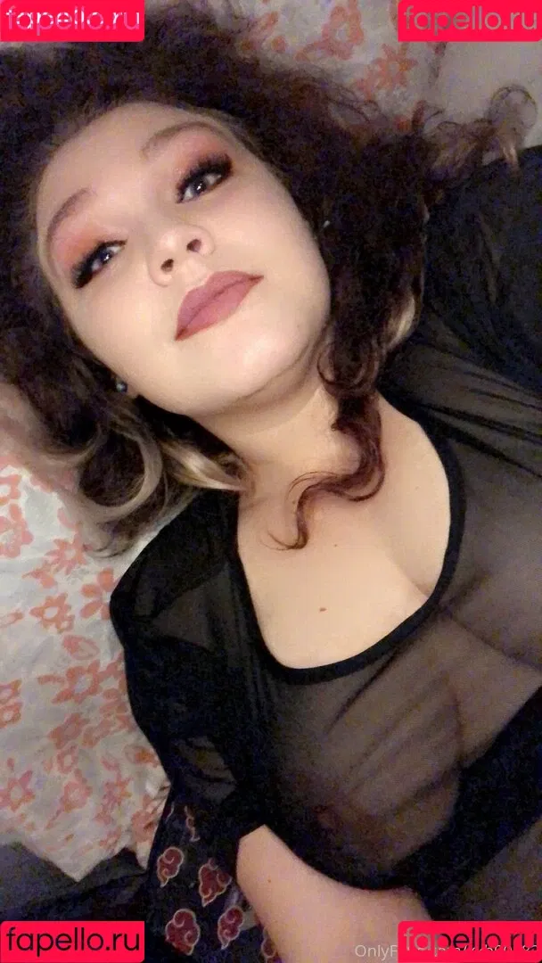 kkb00182 Onlyfans Photo Gallery 