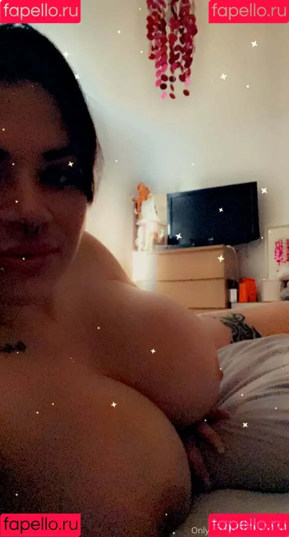 lolaceline Onlyfans Photo Gallery 
