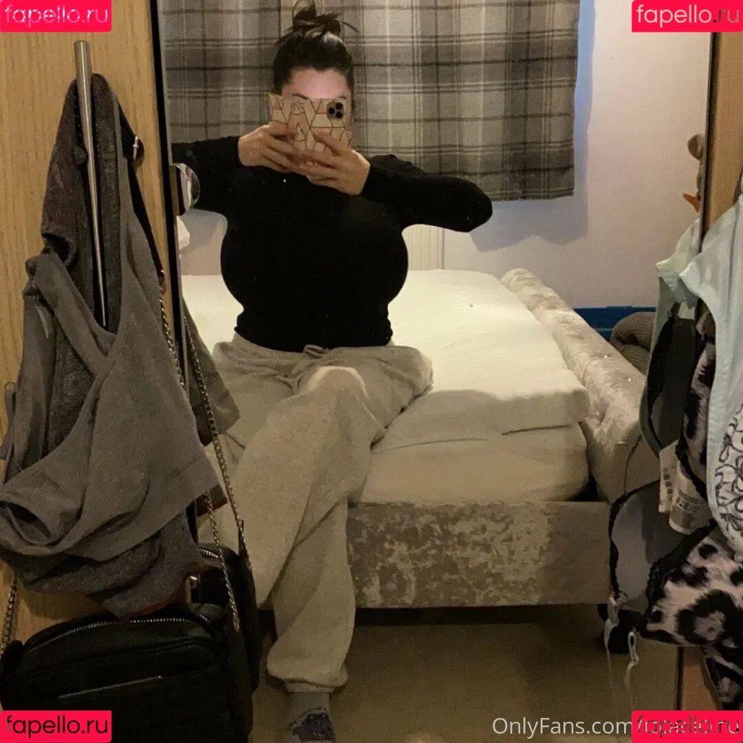 lolaceline Onlyfans Photo Gallery 