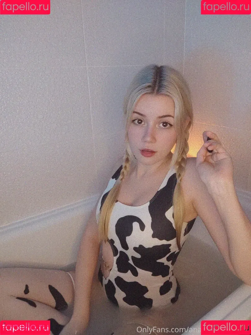 Anastasia Komori Onlyfans Photo Gallery 