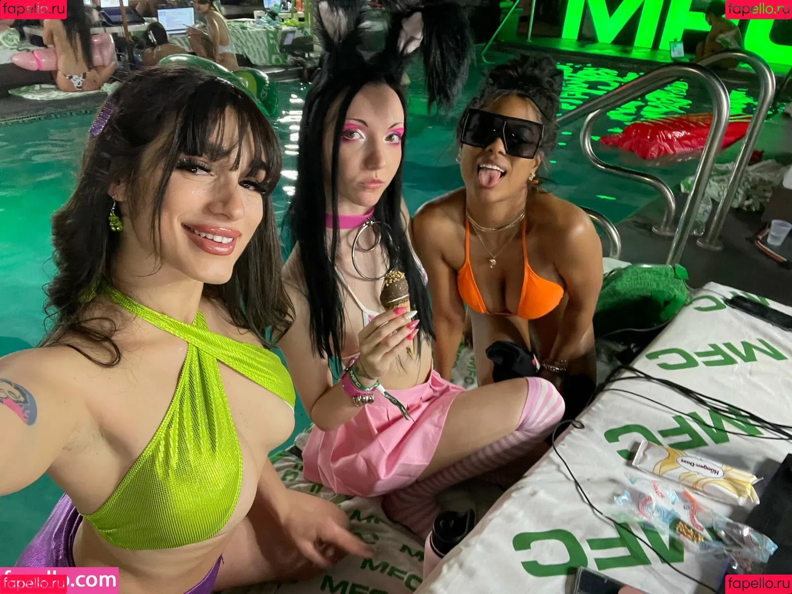 Itsivyblue Onlyfans Photo Gallery 
