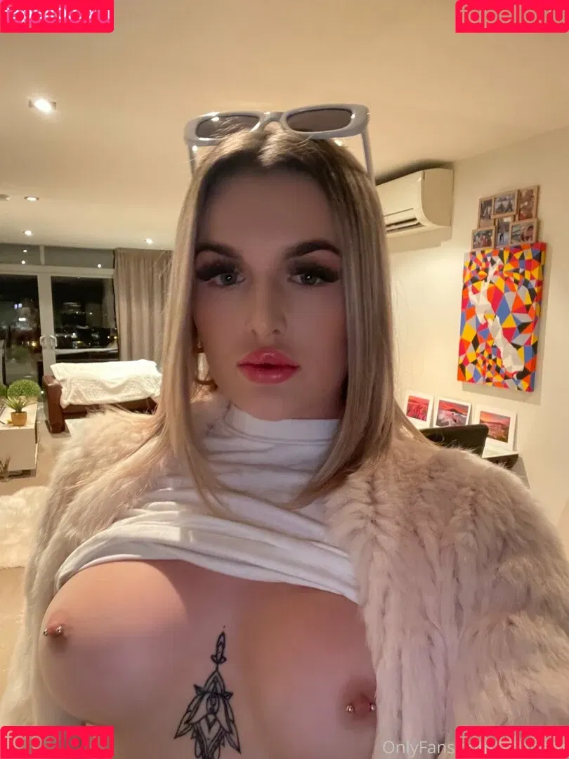 arianaus Onlyfans Photo Gallery 
