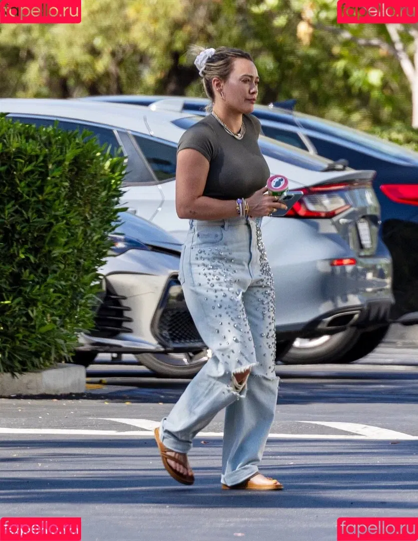 Hillary Duff Onlyfans Photo Gallery 