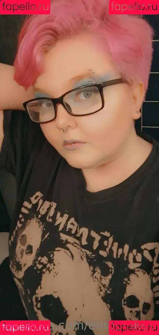 emopink69 Onlyfans Photo Gallery 