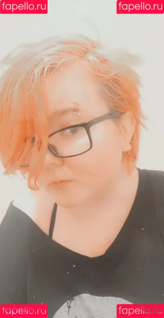 emopink69 Onlyfans Photo Gallery 