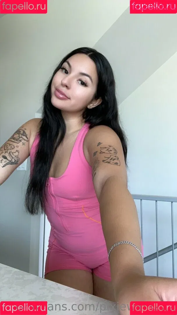 pixiewinn222 Onlyfans Photo Gallery 