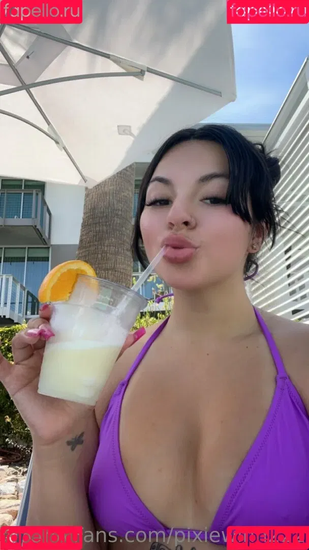 pixiewinn222 Onlyfans Photo Gallery 